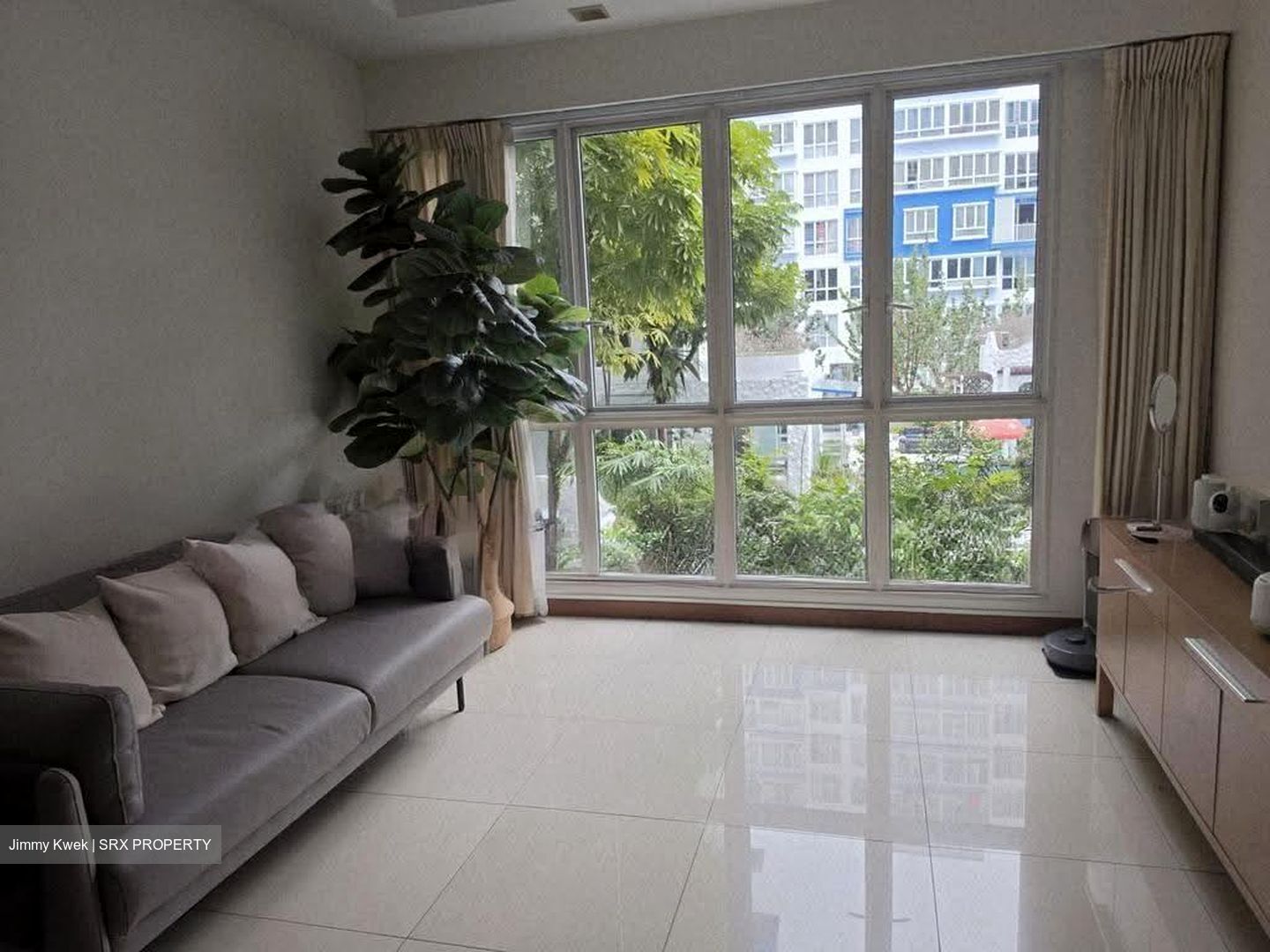 La Casa (D25), Condominium #630210131